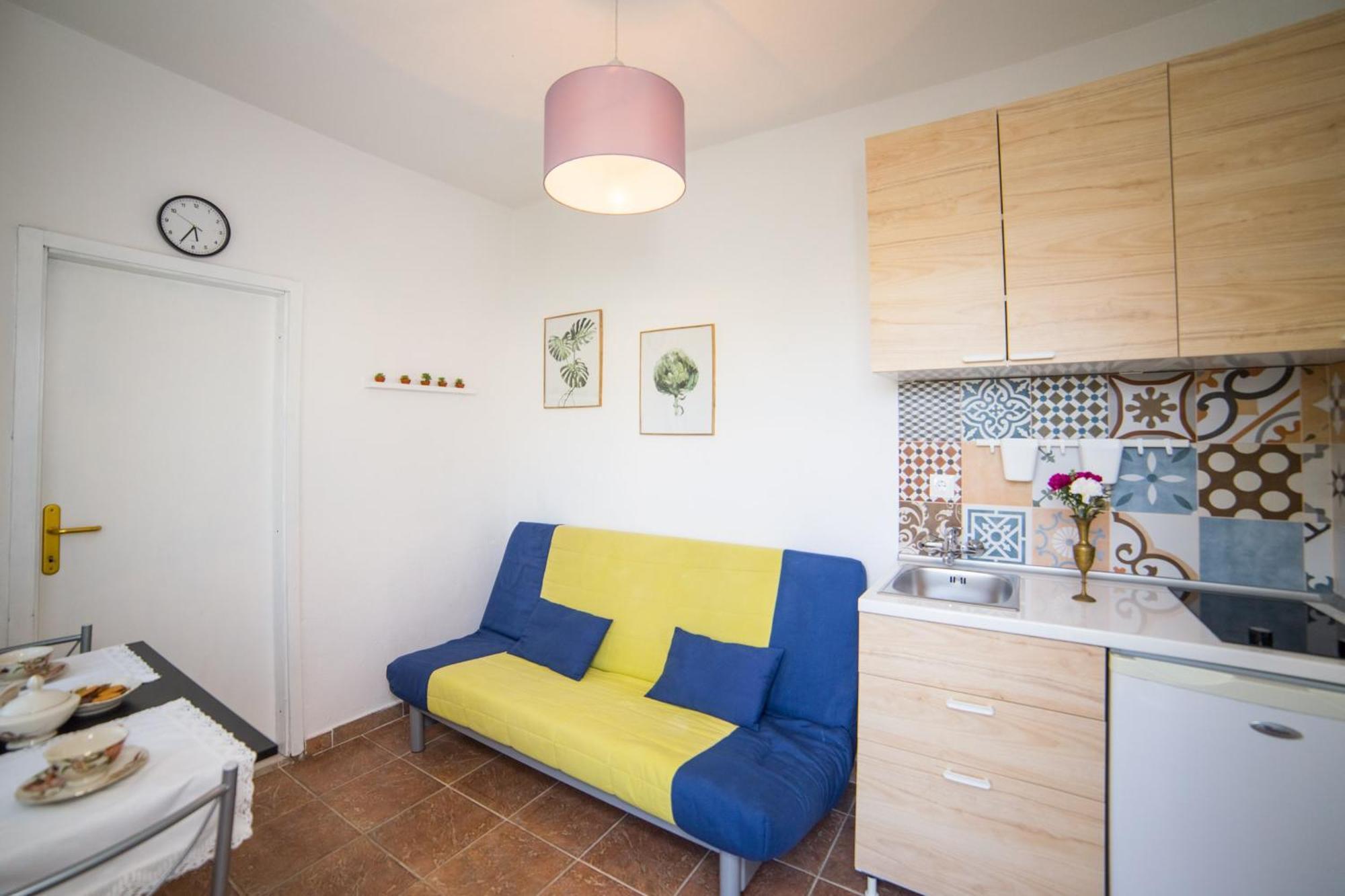 Apartmani Kala Podgora Rom bilde